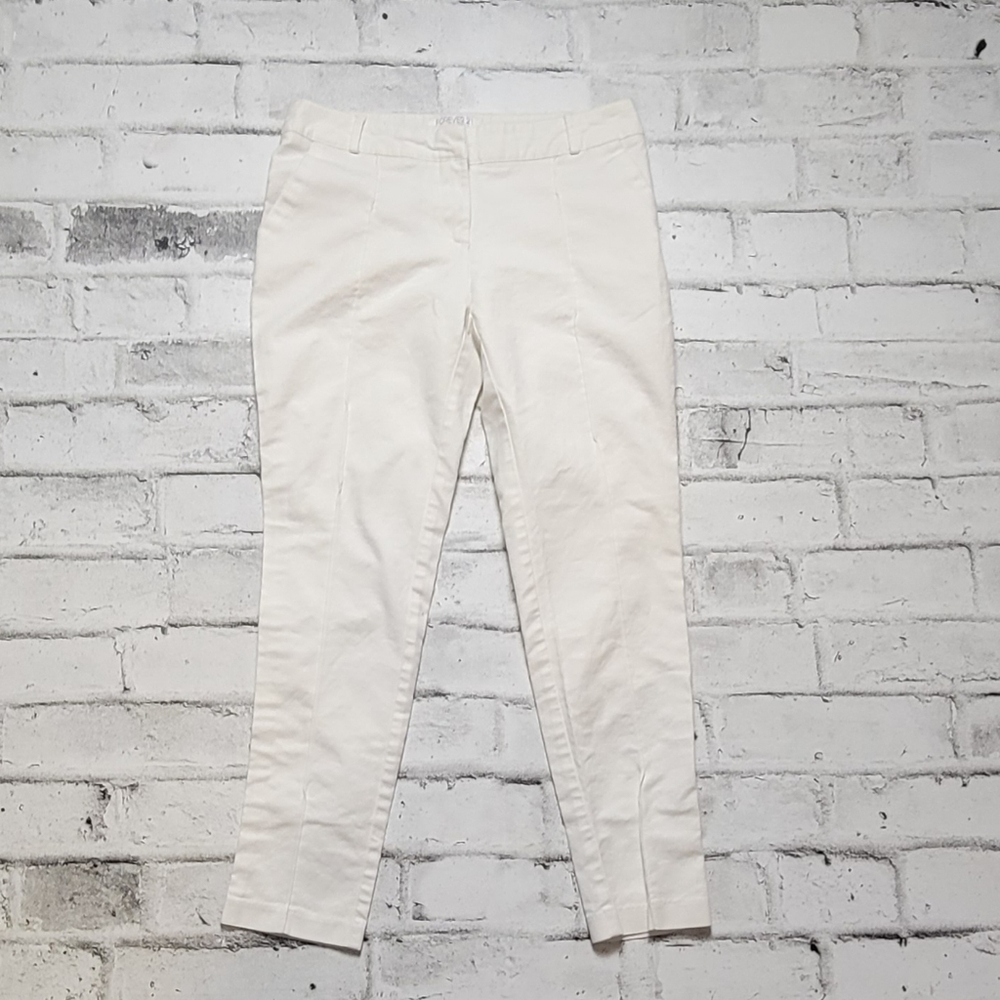 Forever 21 White Skinny Pants Casual Stretch Minimalist Ankle Pants